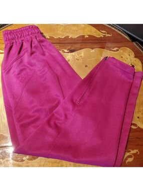 BTB Retro Cyber Sweats